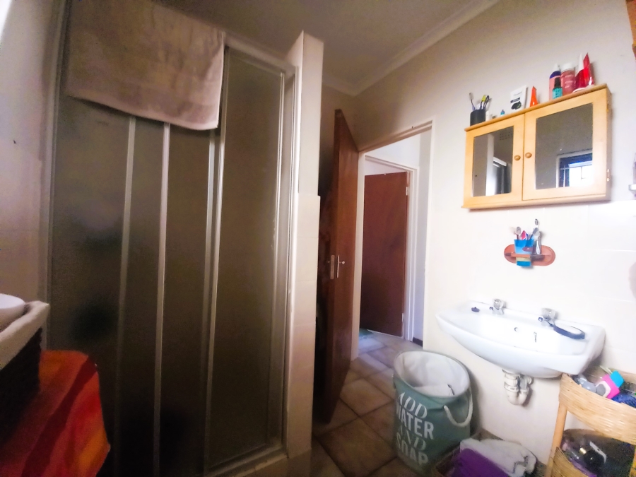 To Let 2 Bedroom Property for Rent in Jagtershof Western Cape